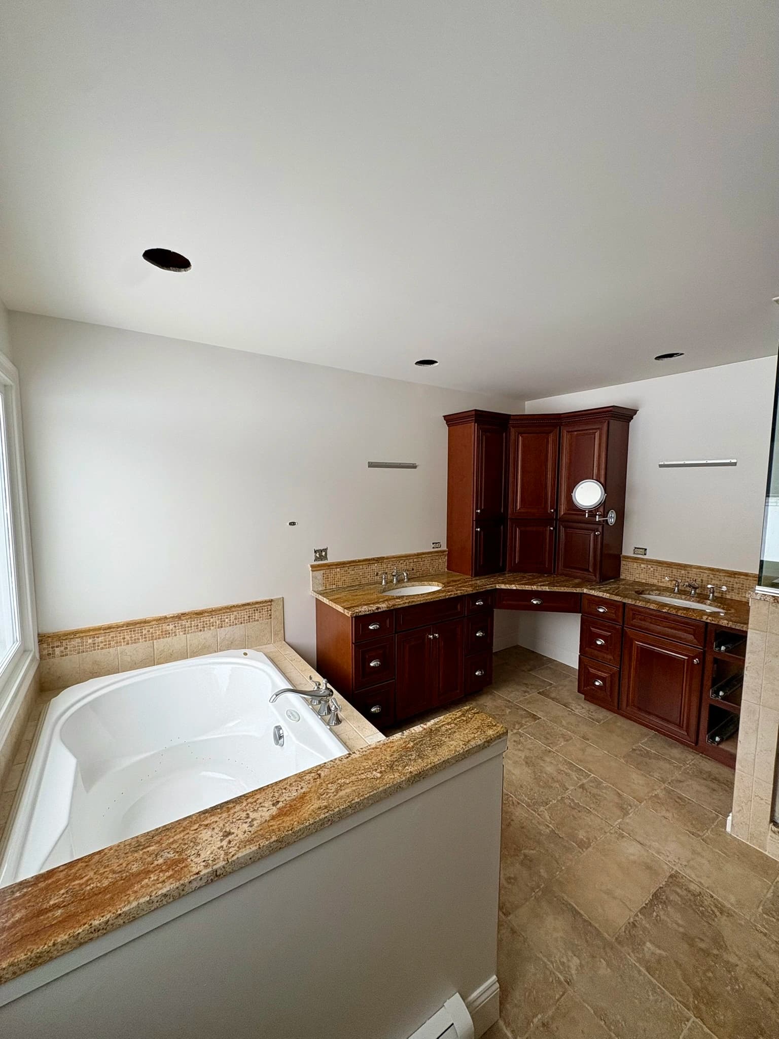 Interior wall repaint with crisp edges